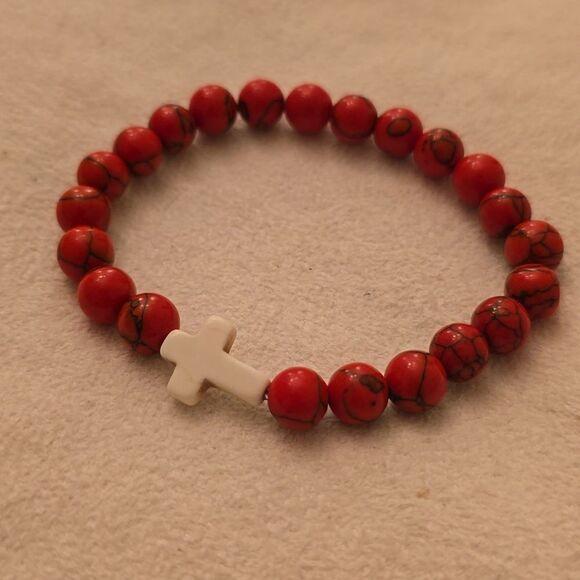 Cross bead bracelet red - Picture 3 of 8